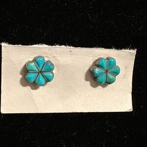 Sweet Zuni Sterling Silver & Turquoise Flower Stud Post Earrings